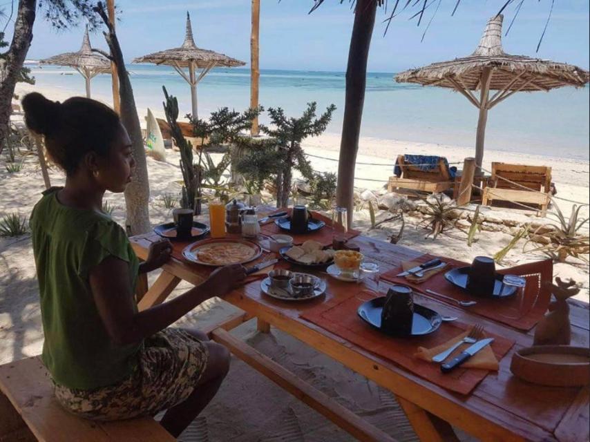 Mada Surf Ranch Hotel Anakao Bagian luar foto