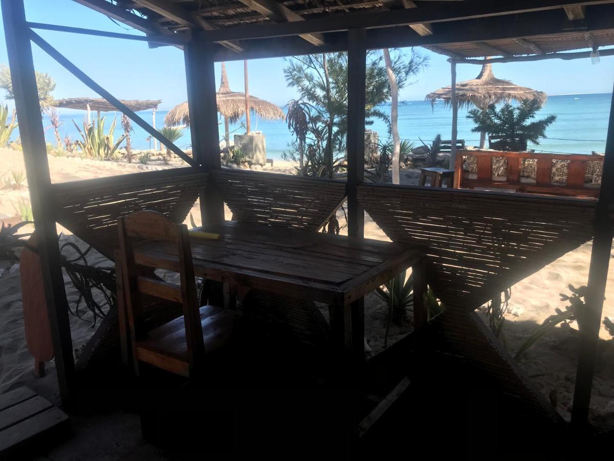 Mada Surf Ranch Hotel Anakao Bagian luar foto