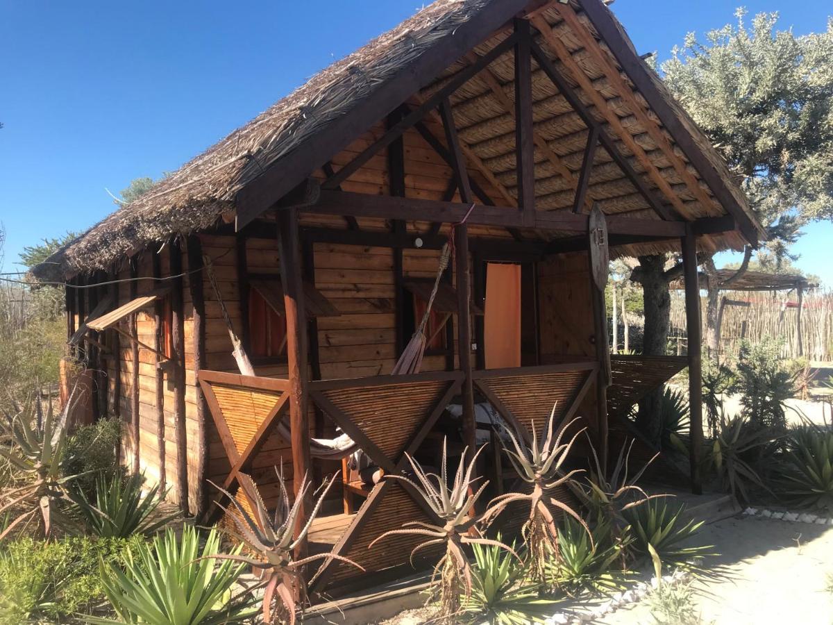 Mada Surf Ranch Hotel Anakao Bagian luar foto
