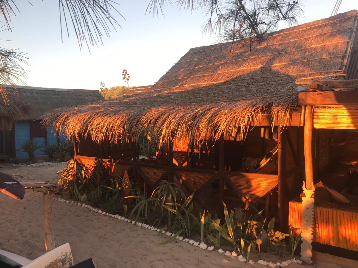 Mada Surf Ranch Hotel Anakao Bagian luar foto