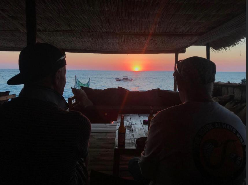Mada Surf Ranch Hotel Anakao Bagian luar foto
