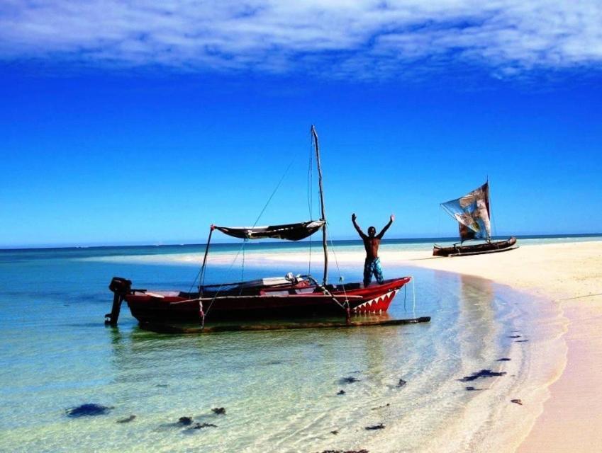 Mada Surf Ranch Hotel Anakao Bagian luar foto