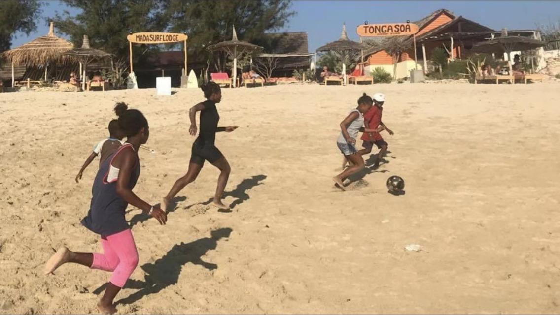 Mada Surf Ranch Hotel Anakao Bagian luar foto