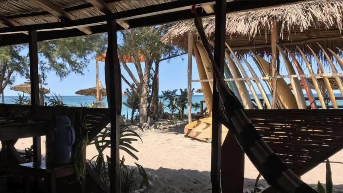 Mada Surf Ranch Hotel Anakao Bagian luar foto